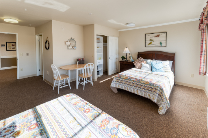 Cedar Creek of Bloomington Memory Care - Shared Suite