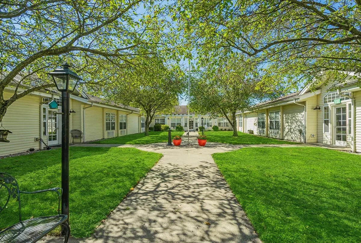 Courtyard Cedar Creek of Seymour