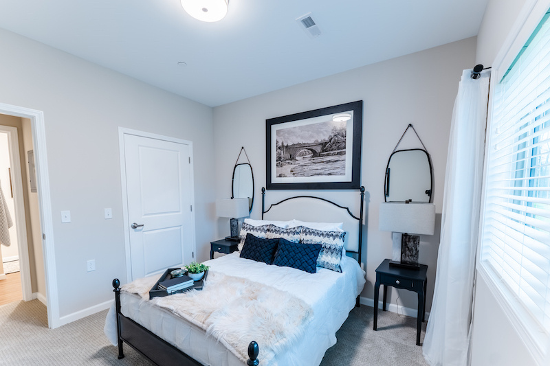 Cedarhurst of Frankfort - Apartment Bedroom