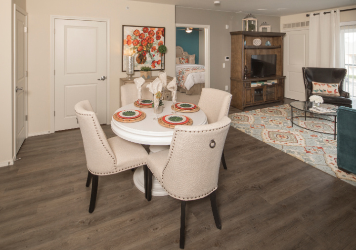 Cedarhurst of Woodland Hills - Apartment Dining Area