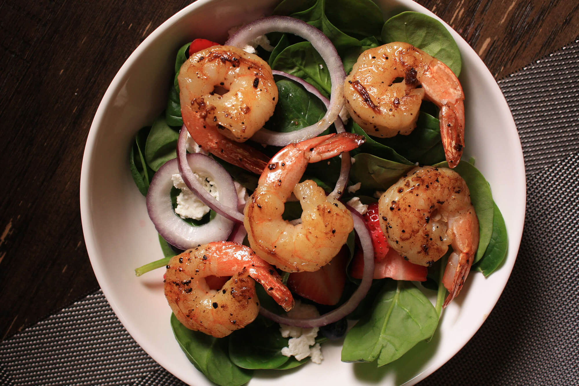 Plate with salad and shrimp 